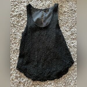 Aritzia Talula lace tank